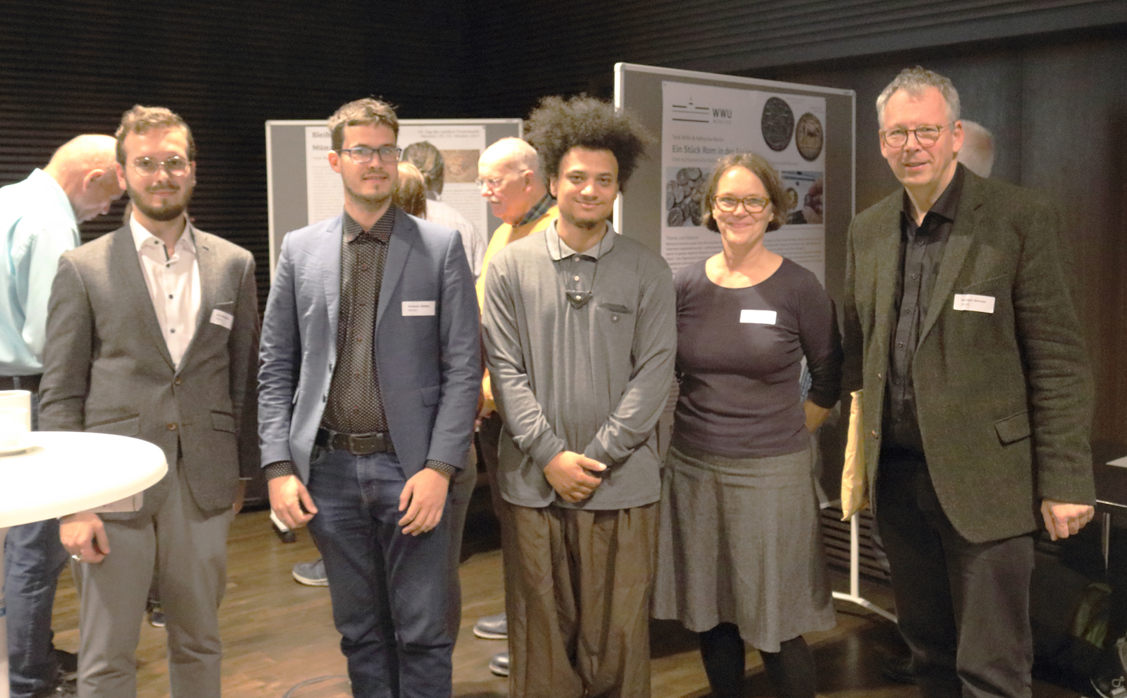 Poster-Präsentierende. Foto JS